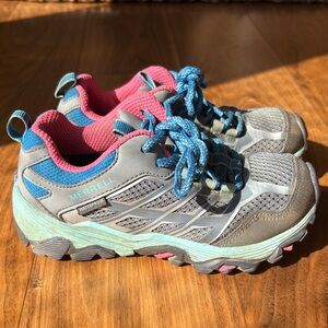 Merrell Kids Moab Waterproof Sneaker Size 11 Hiking Winter Rain Play